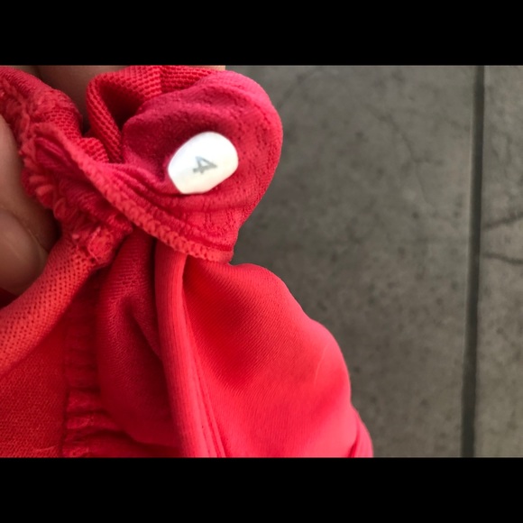 Lululemon tank - Picture 3 of 3